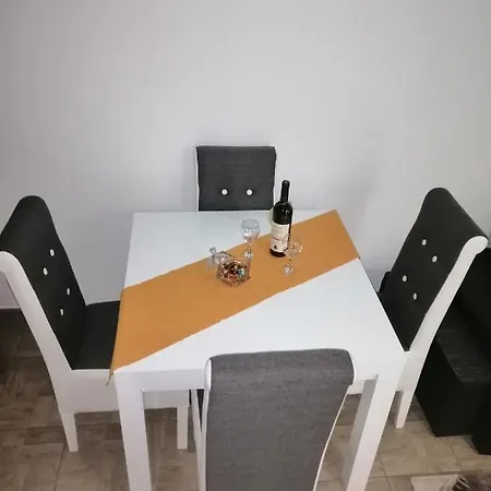 Lara Daire Nova Varoš